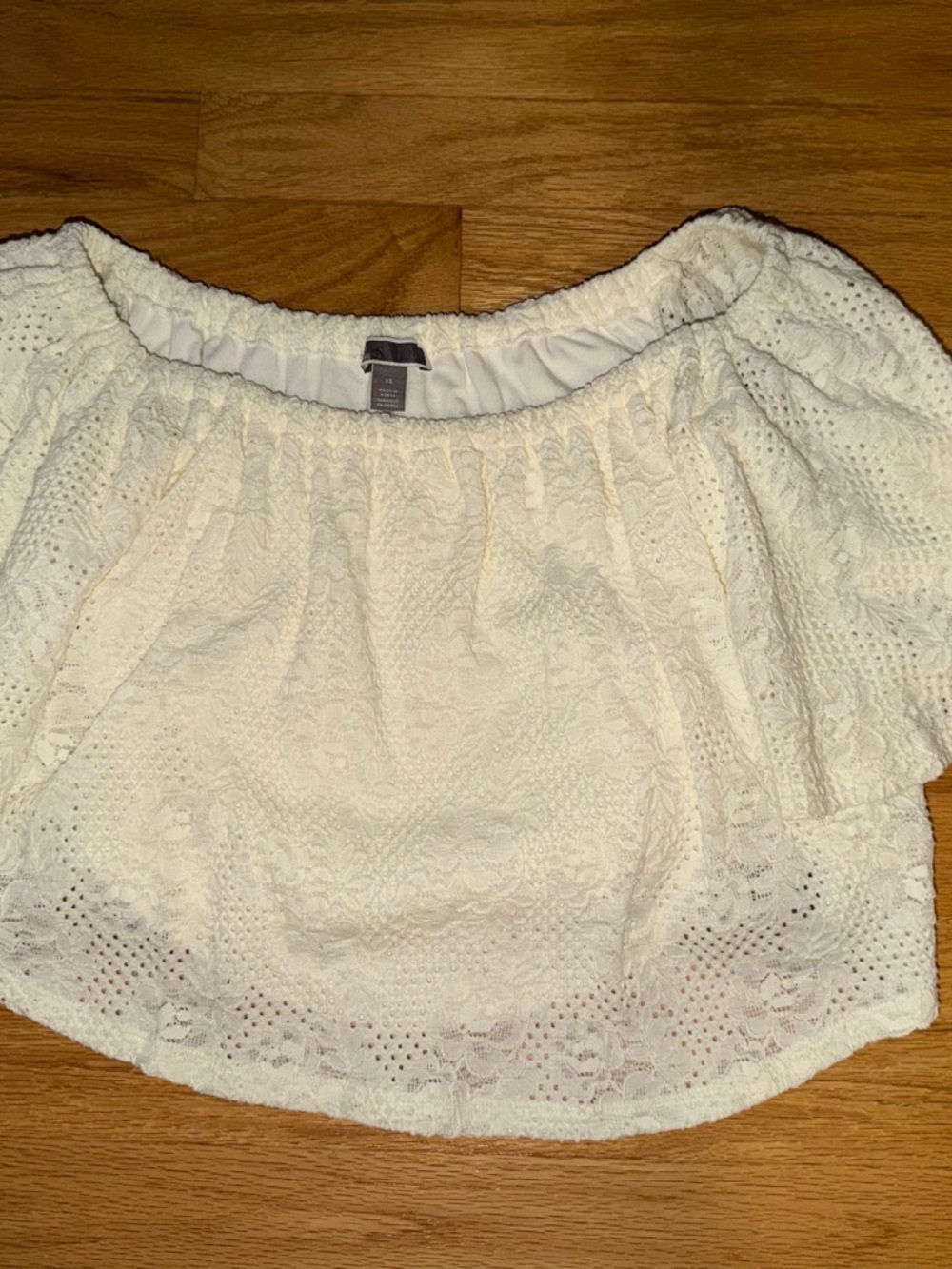 Chelsea28 Cream Lace Off-Shoulder Crop Top